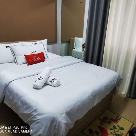 Staycation Condotel @ 150 Newport Pasay City Manila Exterior photo